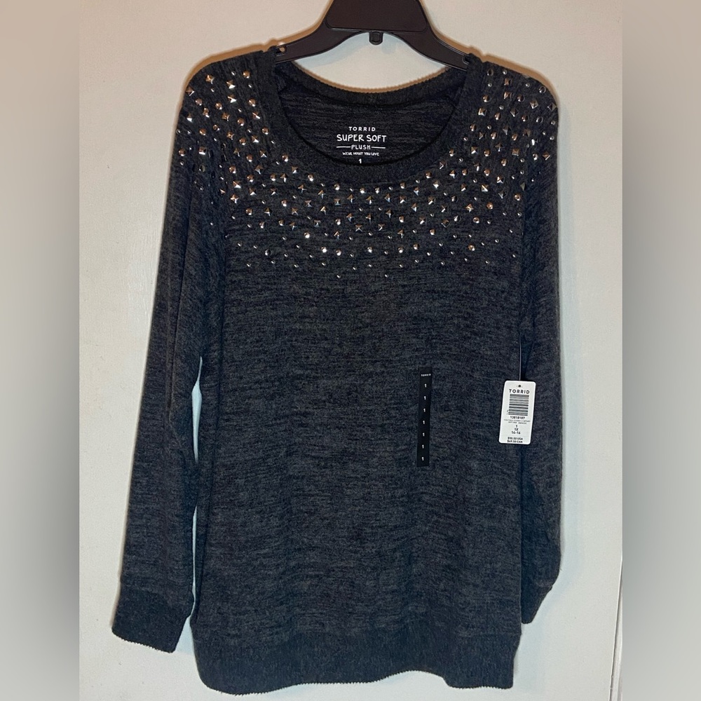 Torrid Soft long sleeve sweater shirt.